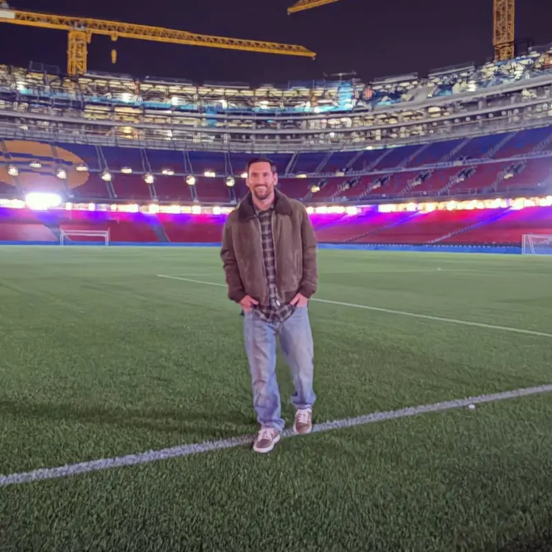 舒淇冯德伦恩爱合体
，结婚九年男方胡子花白，夫妻生活甜蜜依旧