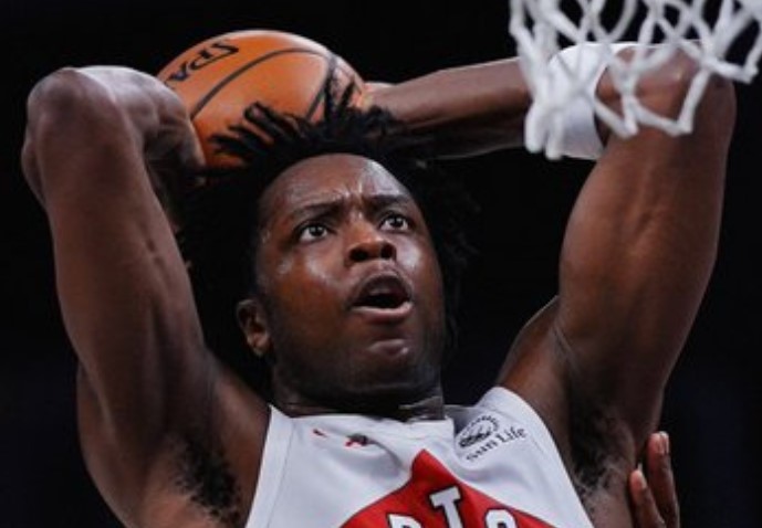 纳斯：阿奴诺比遭遇小腿拉伤，明日比赛出战成疑