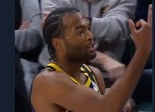 约克伦：沃伦真的非常想打球，他会遵循我们的计划