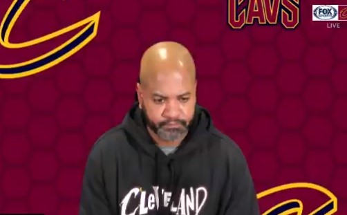 骑士本场比赛进攻端缺少什么？比克斯塔夫：传球