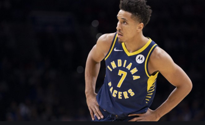 布罗格登：尼克斯内线的篮板能力以及对抗能力非常出色