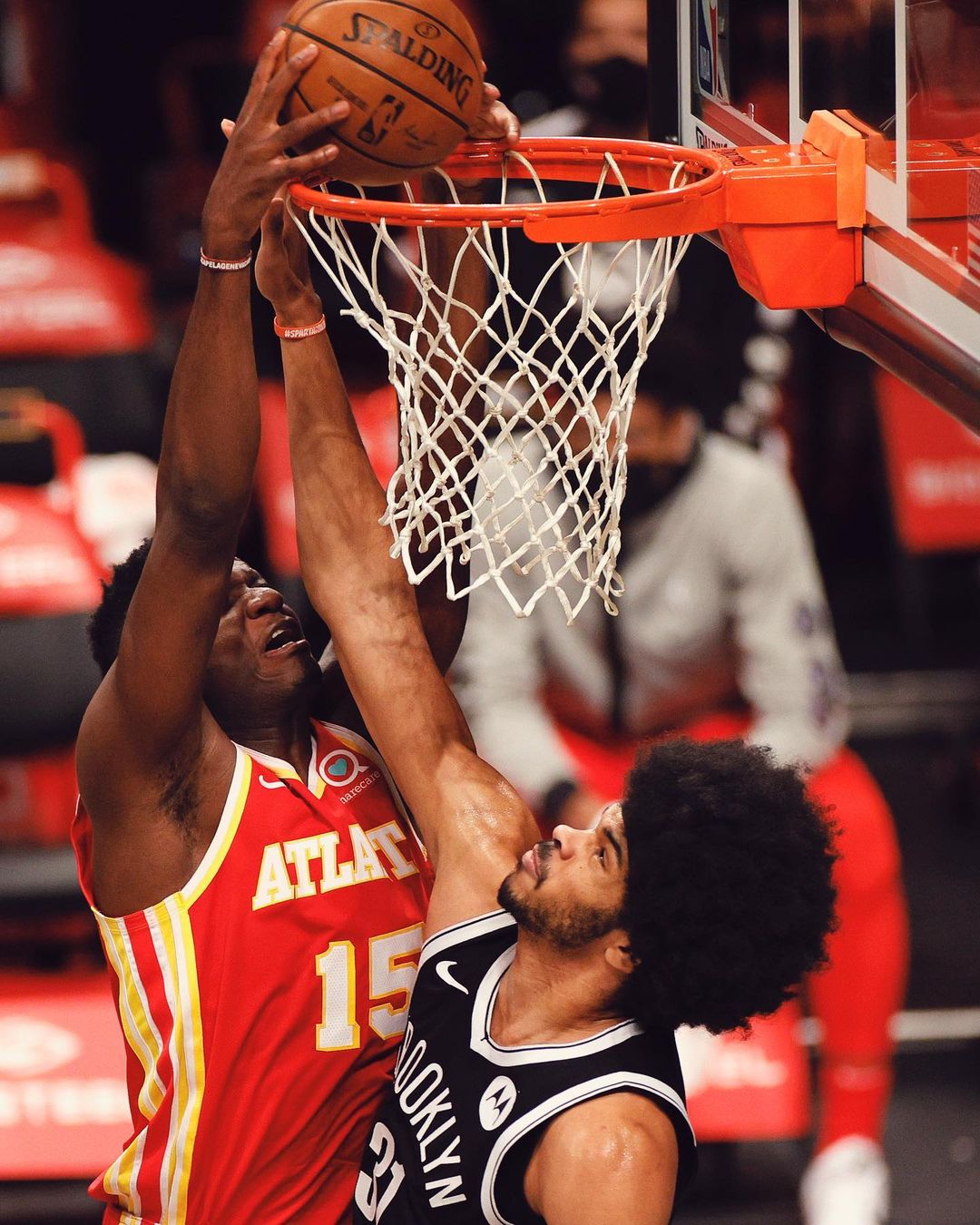 卡佩拉更新Ins晒照庆祝胜利：以强势表现开启全新的一年