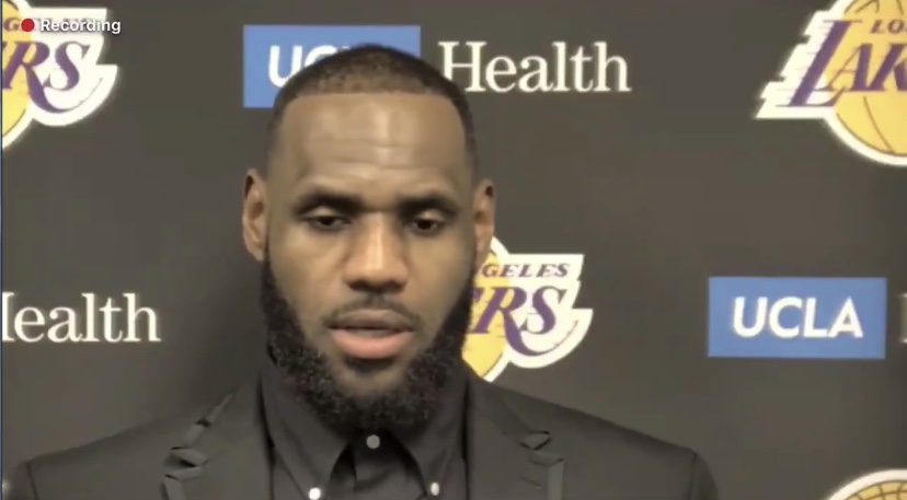 詹姆斯：波普完美适应球队角色，他应该会很快回归