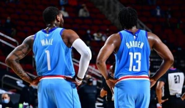 赛拉斯：我们现在的防守很烂，但我们的防守会变得越来越好