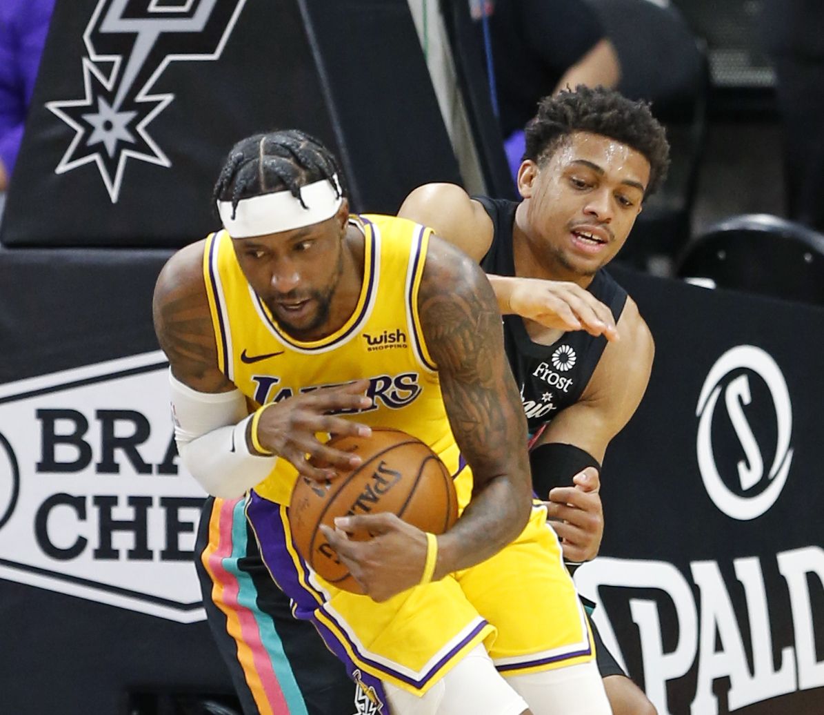 波普谈伤势：就是有一点轻微的扭伤，希望不需要缺席比赛