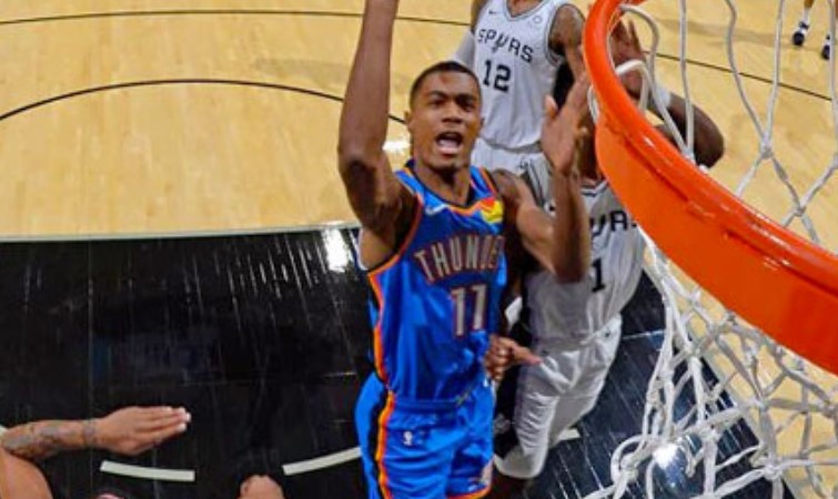 马勒东：前天赛后回球场上加练了投篮，这就是我会做的事