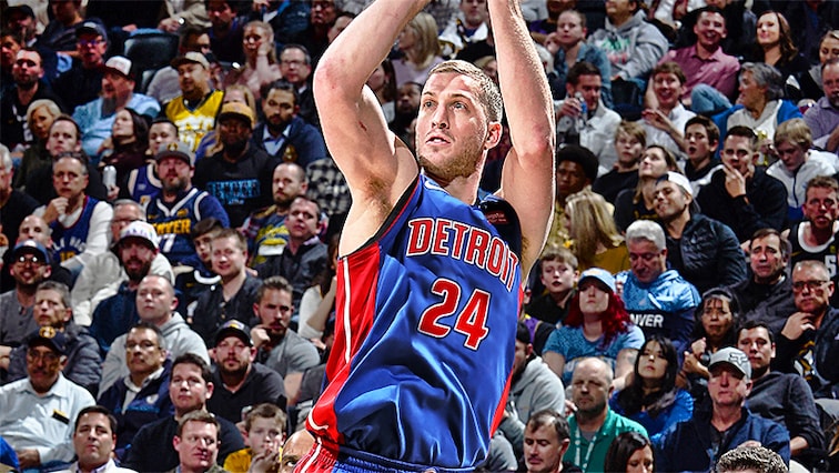 普拉姆利：为我们的防守感到骄傲，萨迪克-贝非常成熟