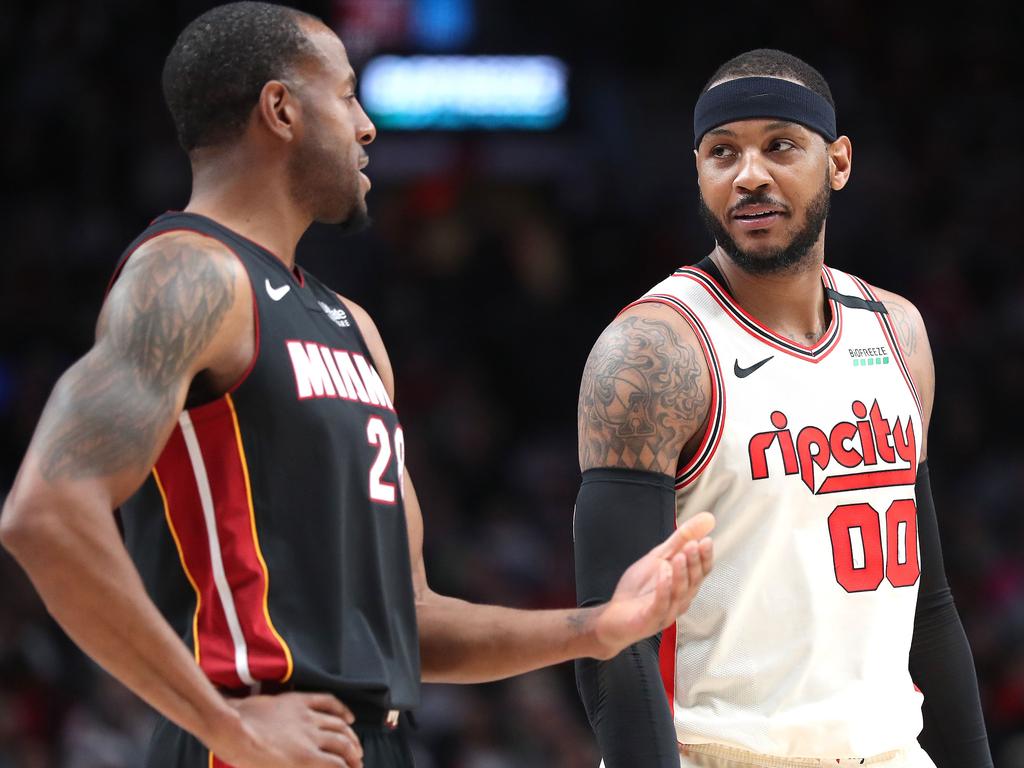 伊格达拉：上赛季差点没球打的时候，对安东尼感同身受