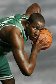 帕金斯回忆自己的新秀赛季：体重严重超标，体脂率24%