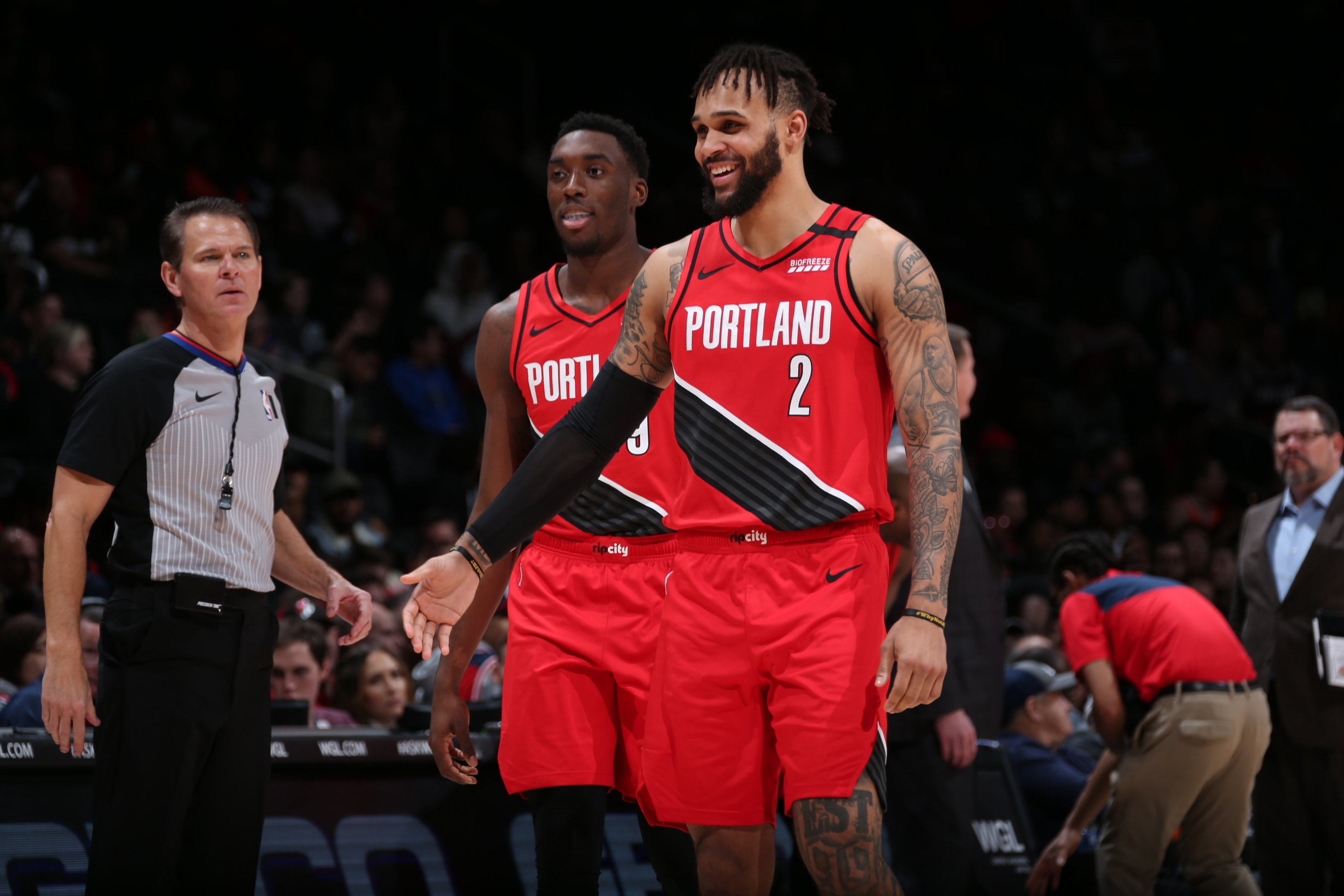 开拓者明日伤病报告：利特尔出战成疑，胡德、科林斯将缺席