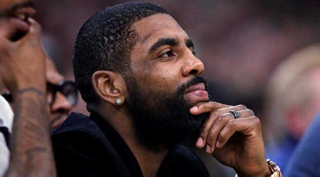 表现不佳！欧文全场21投6中得到18分11篮板4助攻