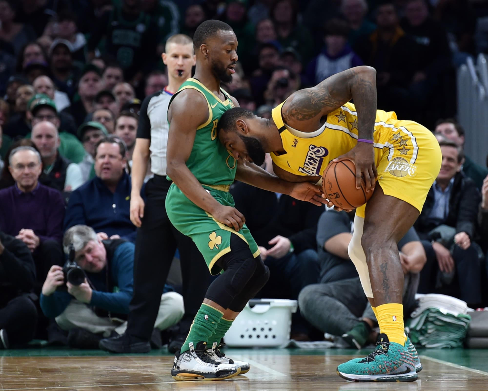 沃克谈全明星：我同意詹姆斯的看法，我可能会去度假吧