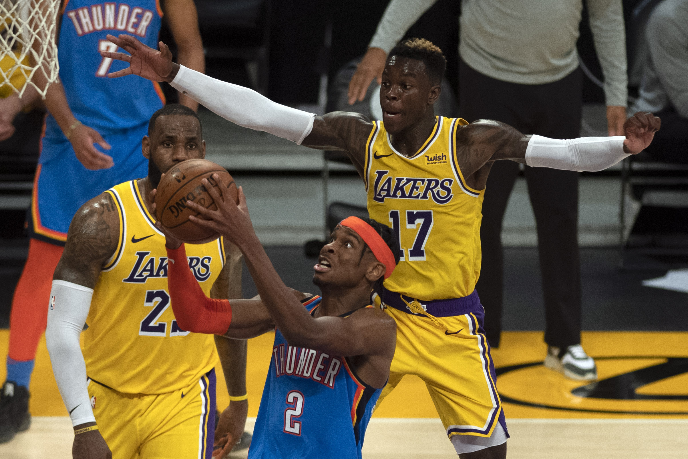 沃格尔谈教练挑战：那是一个关键回合，只是没能赢得跳球