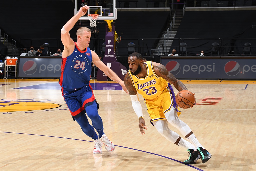 詹姆斯：我们激发出了活塞最好的状态，我们接受所有挑战