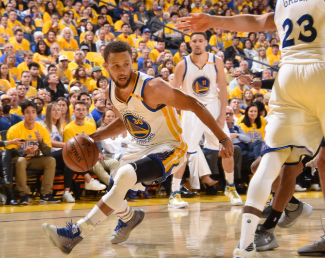 德雷蒙德-格林：在我看来，掩护和助攻一样重要