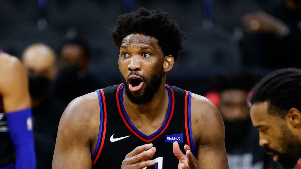 恩比德场均29.3分投篮55.3%罚球85%，三项数据均创生涯新高