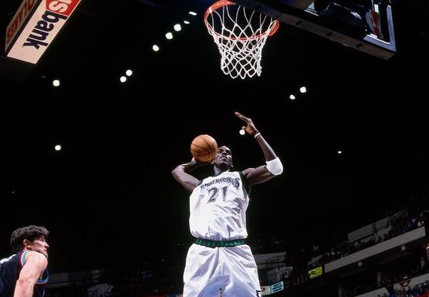 加内特：如今比赛已达到新级别，20年前球员放现在打不上球