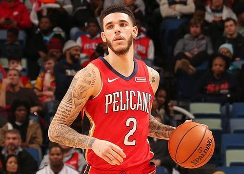 关键时刻手感火热！鲍尔第四节三分球4中4