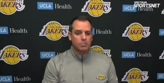 沃格尔：施罗德对持球人防守出色，球队三分不佳与疲劳有关