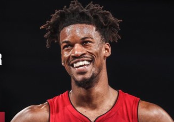 巴特勒谈超级碗：我现在只看网球和足球，所以随便谁赢吧