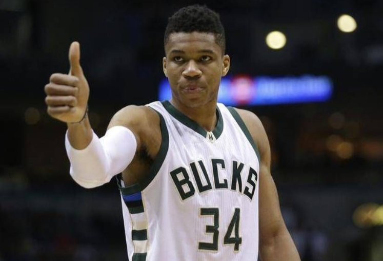 雄鹿本场拿到55个篮板，比骑士多19个