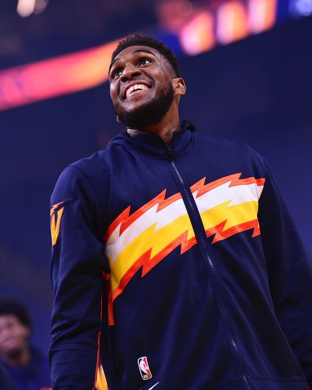 卢尼Ins晒照庆生：从未将生命视为理所当然，很幸运看到25岁