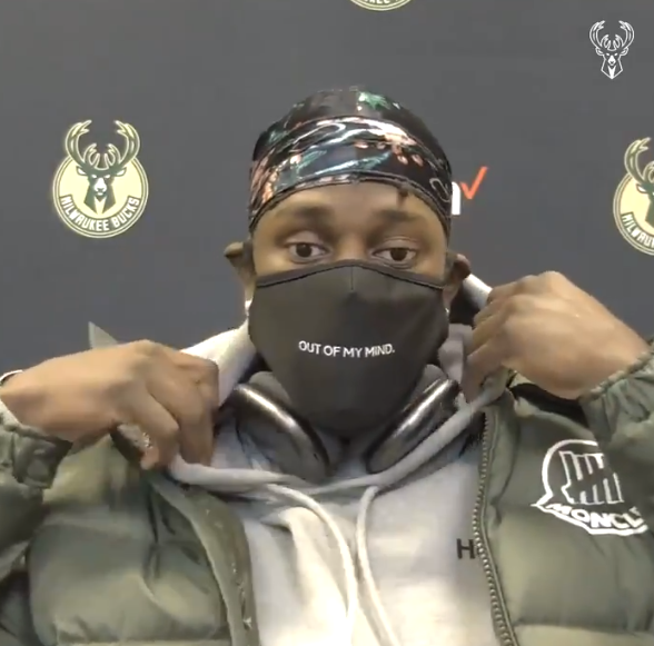 霍勒迪：我能在奥古斯丁身边打无球，他让我的比赛更轻松