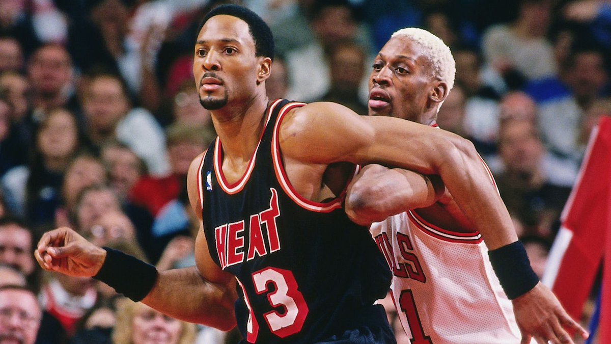 7届全明星2届最佳防守球员！阿隆佐-莫宁51岁生日快乐