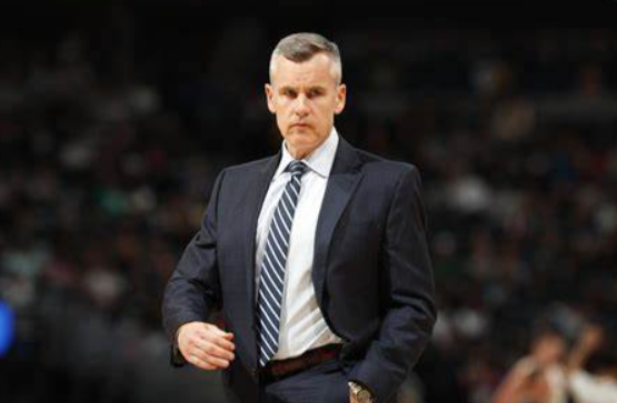 多诺万：要是上一场像这场一样不吹争跳球该多好