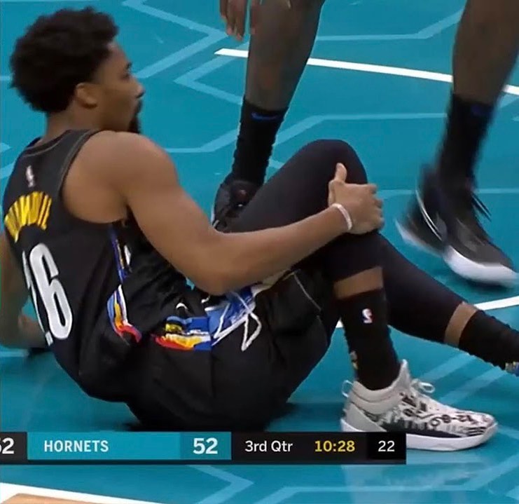 丁威迪晒出受伤瞬间照：这段旅程像梦一样