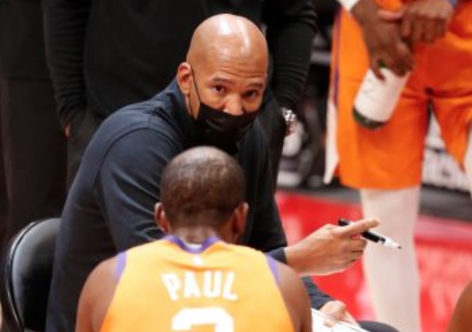 蒙蒂：球员们打出了应有的防守表现，在防守端异常努力