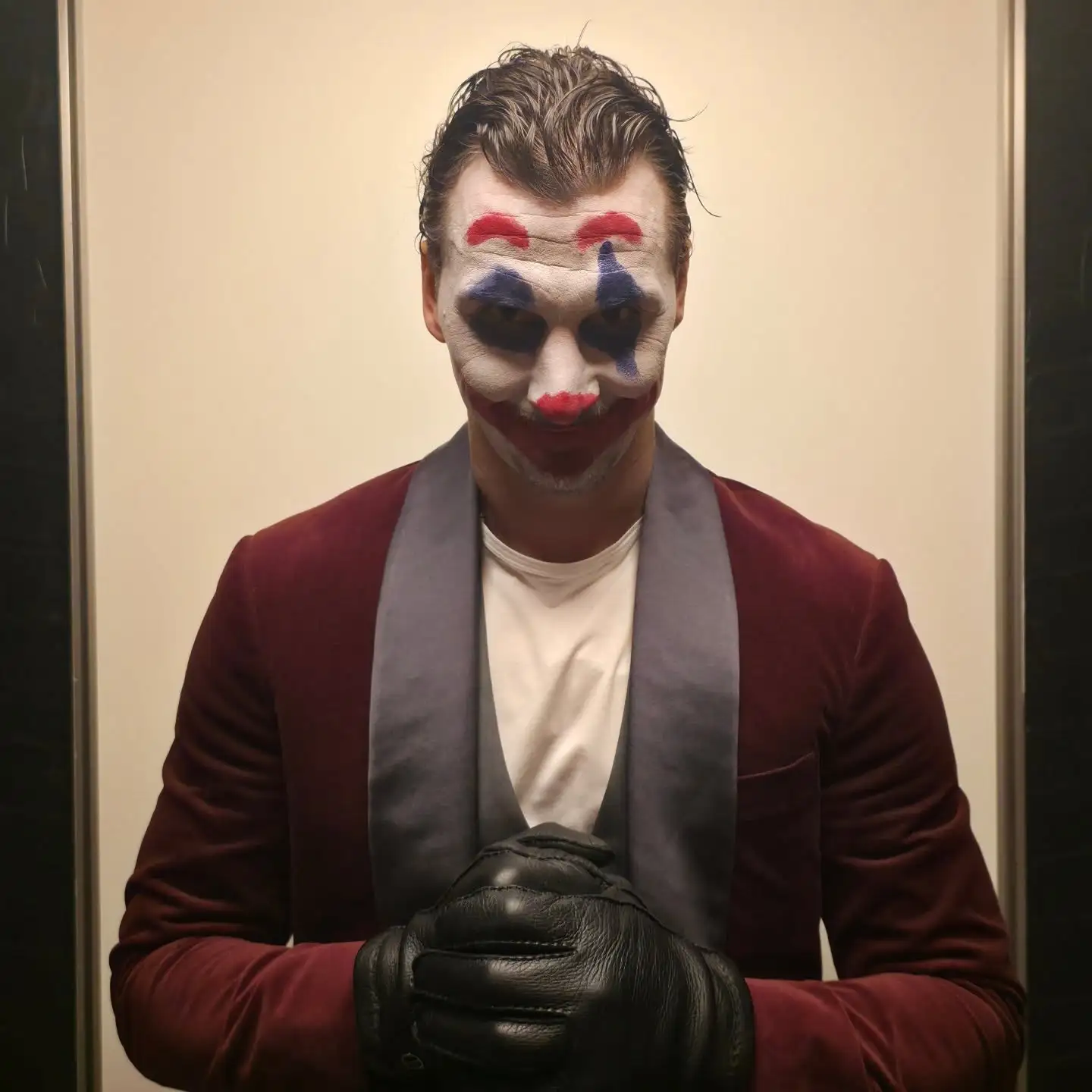 黄色软件app大全免费下载2024安装手机版入口开户