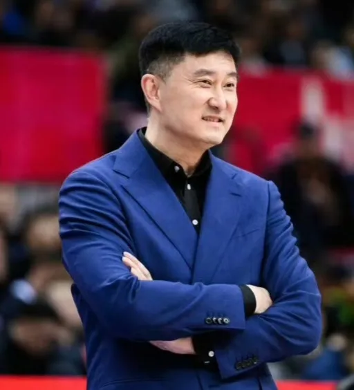 你说一个教练要怎么样才能离开球队呢?(图1)