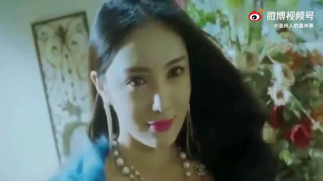 video-poster