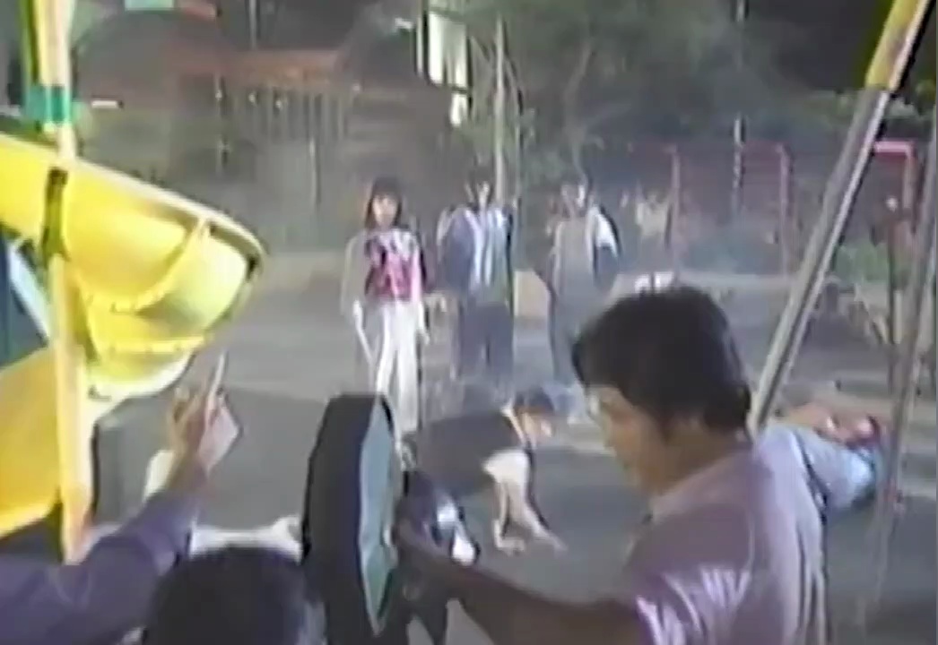 video-poster