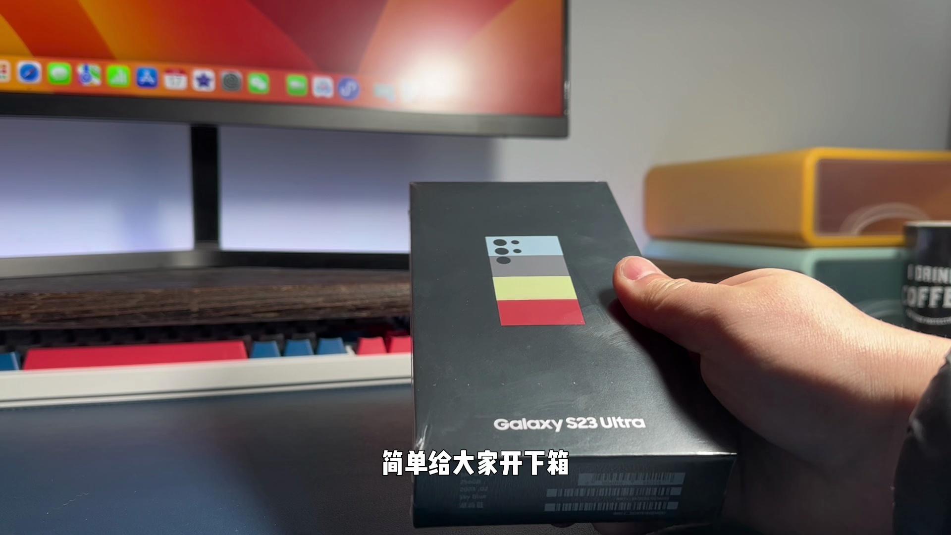 video-poster