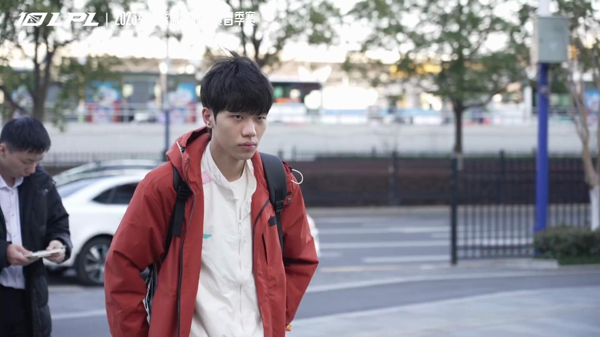 video-poster