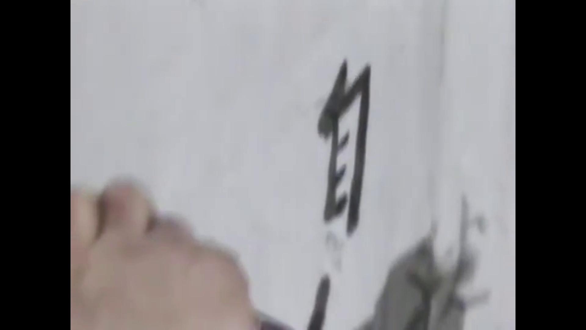 video-poster