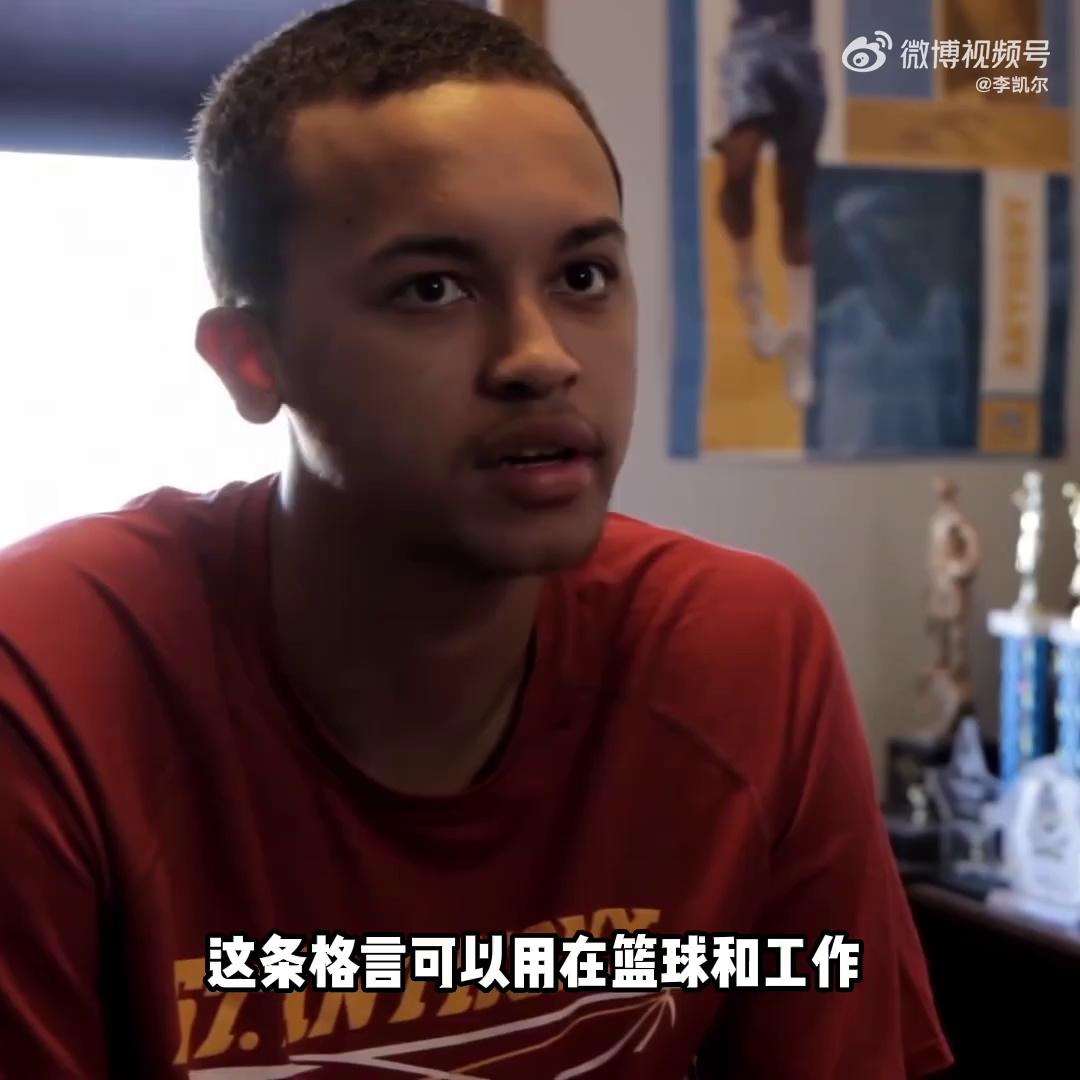 video-poster