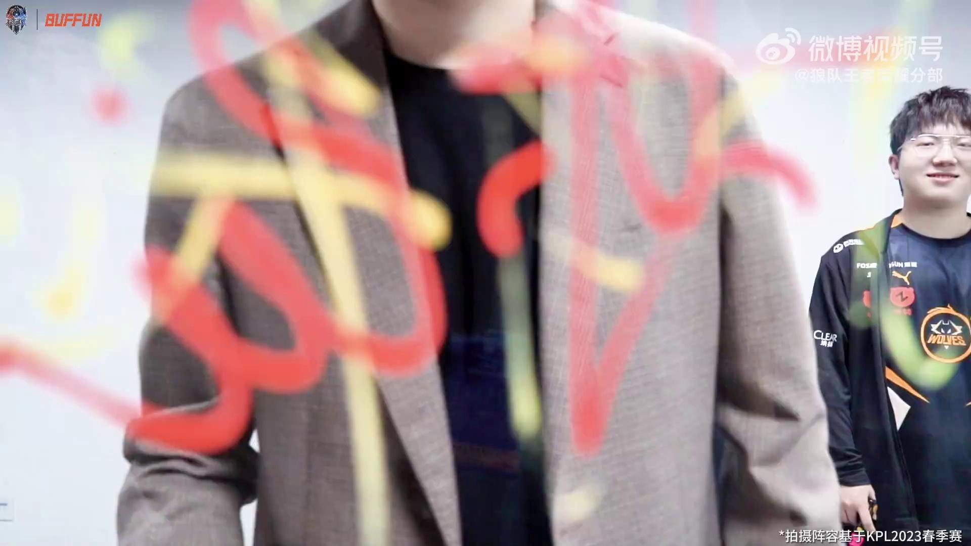 video-poster