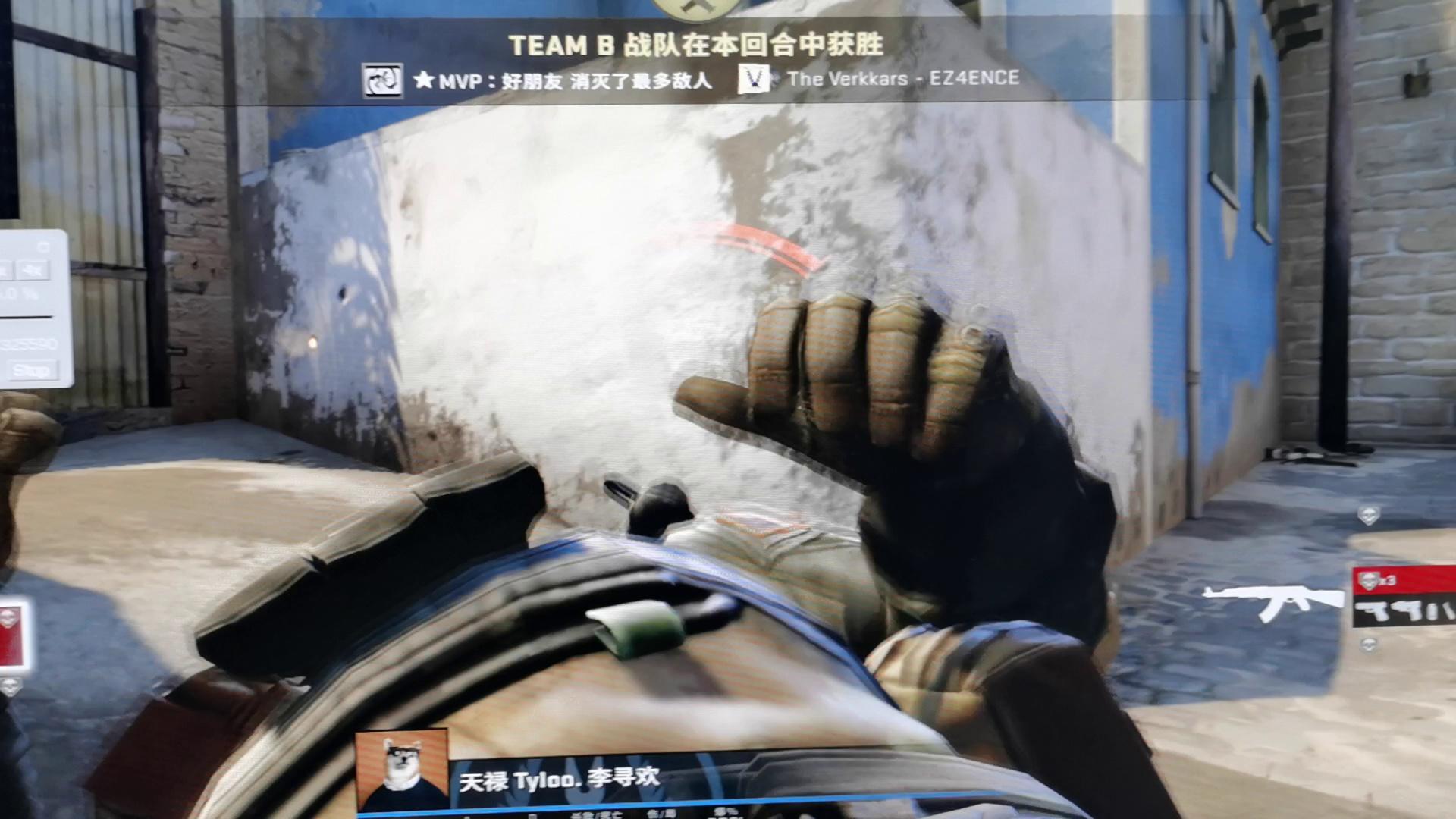 video-poster