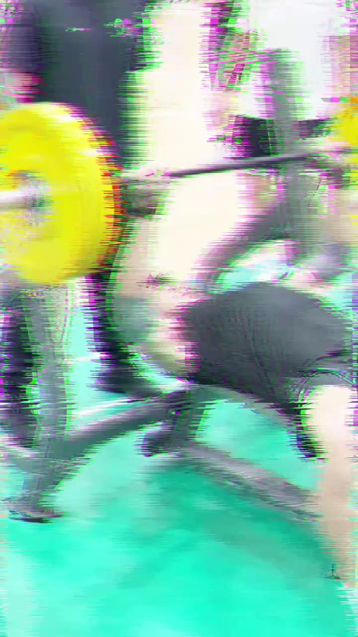 video-poster