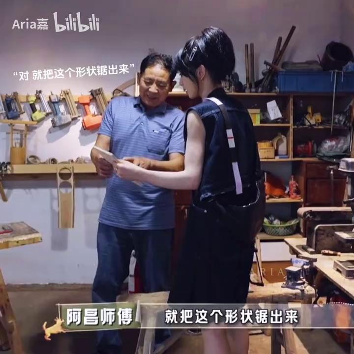 video-poster