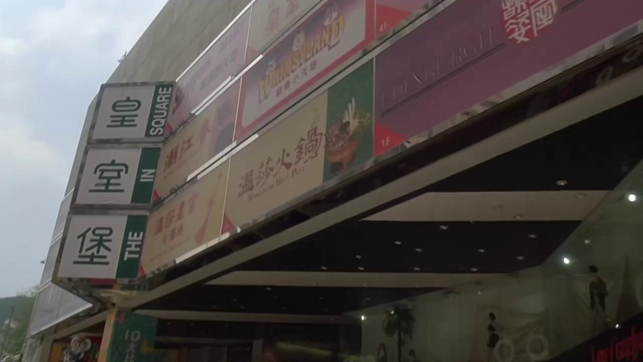 video-poster
