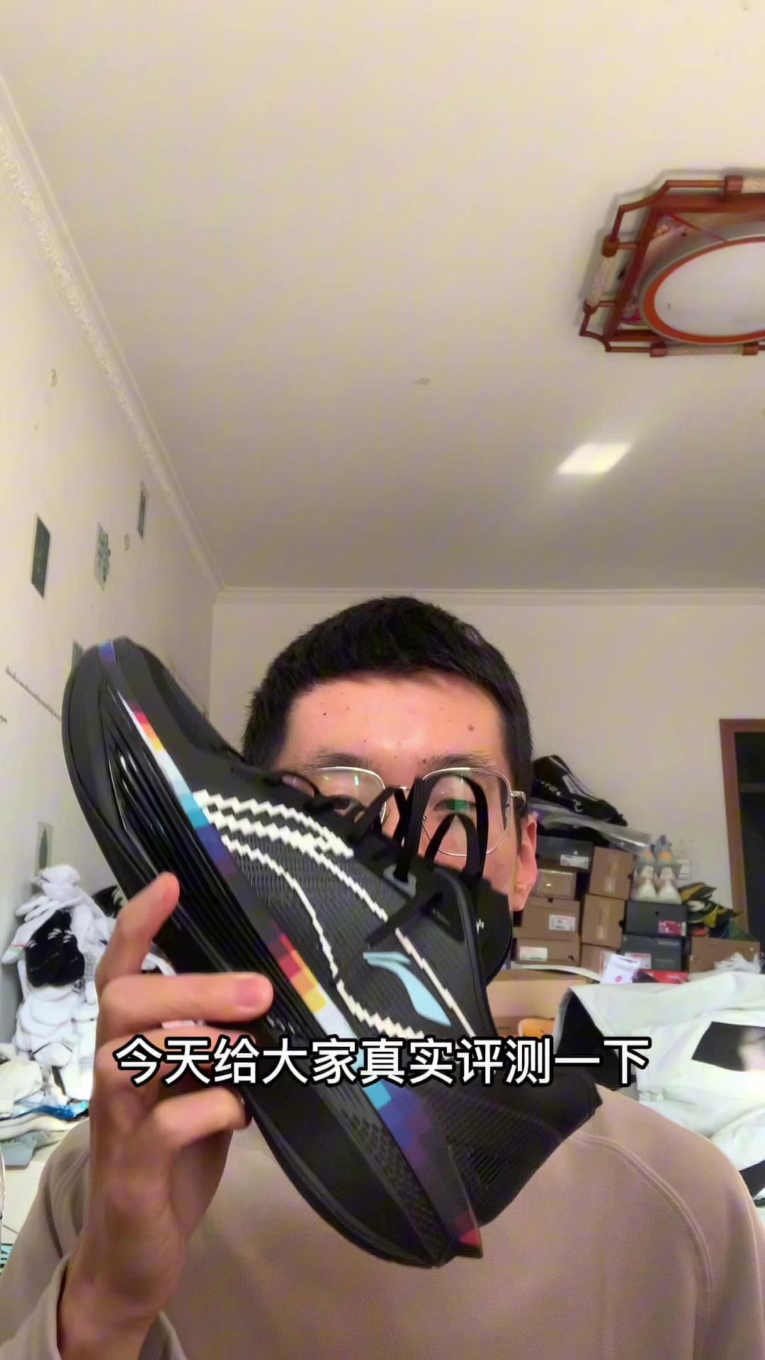 video-poster