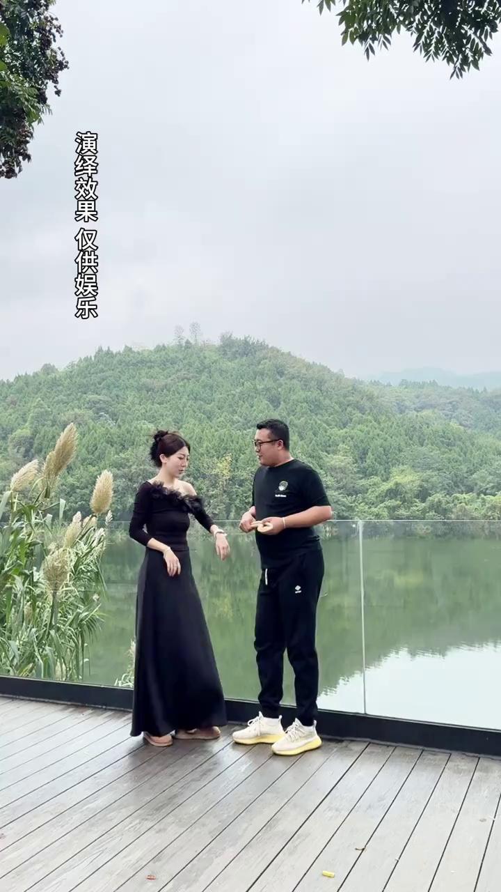 video-poster
