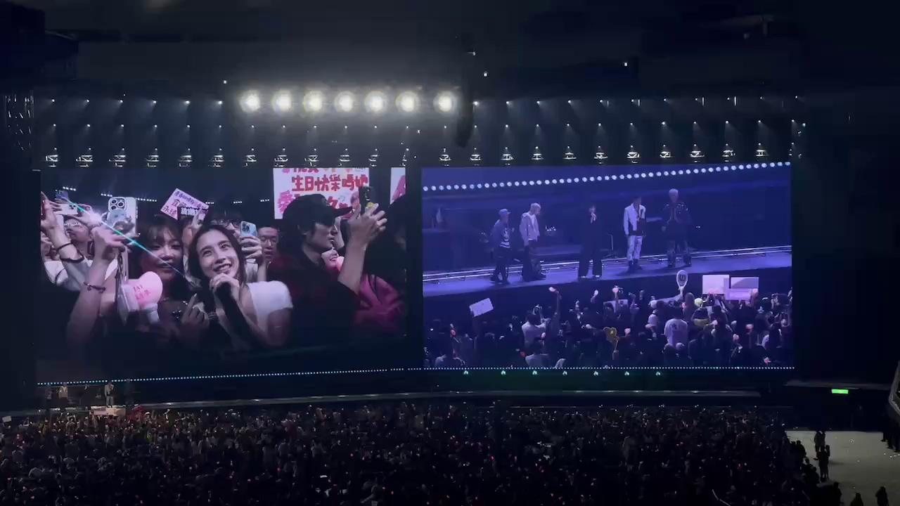 video-poster