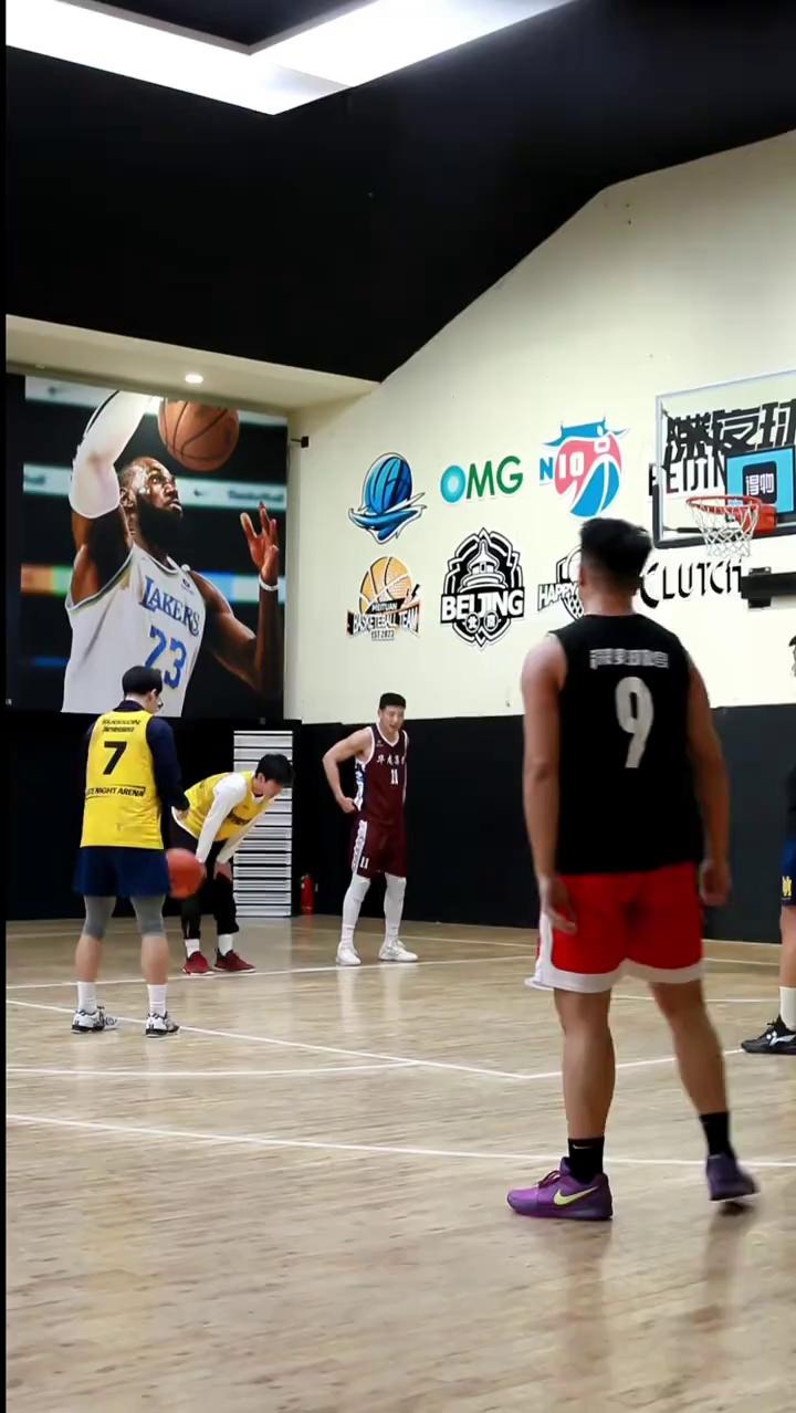 video-poster
