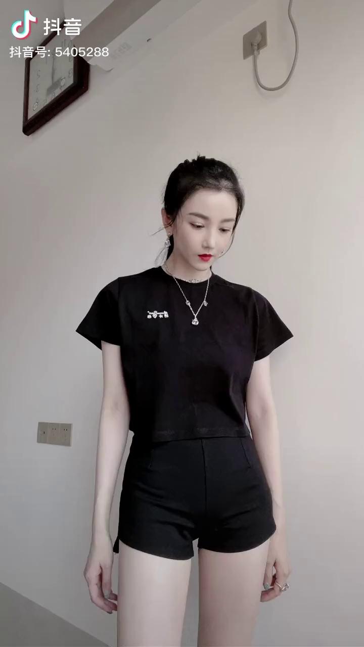 陈小纭也来跳捣蒜舞了，这回在点子上吗-步行街主干道-虎扑社区