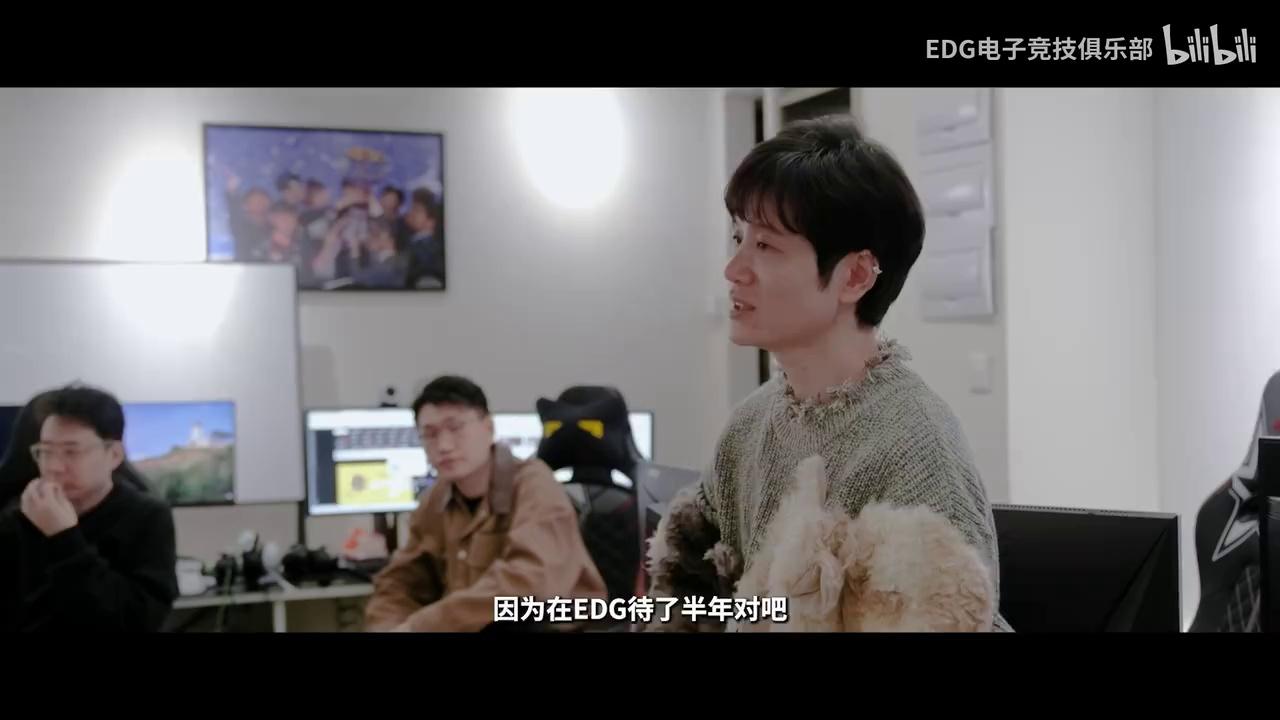 video-poster